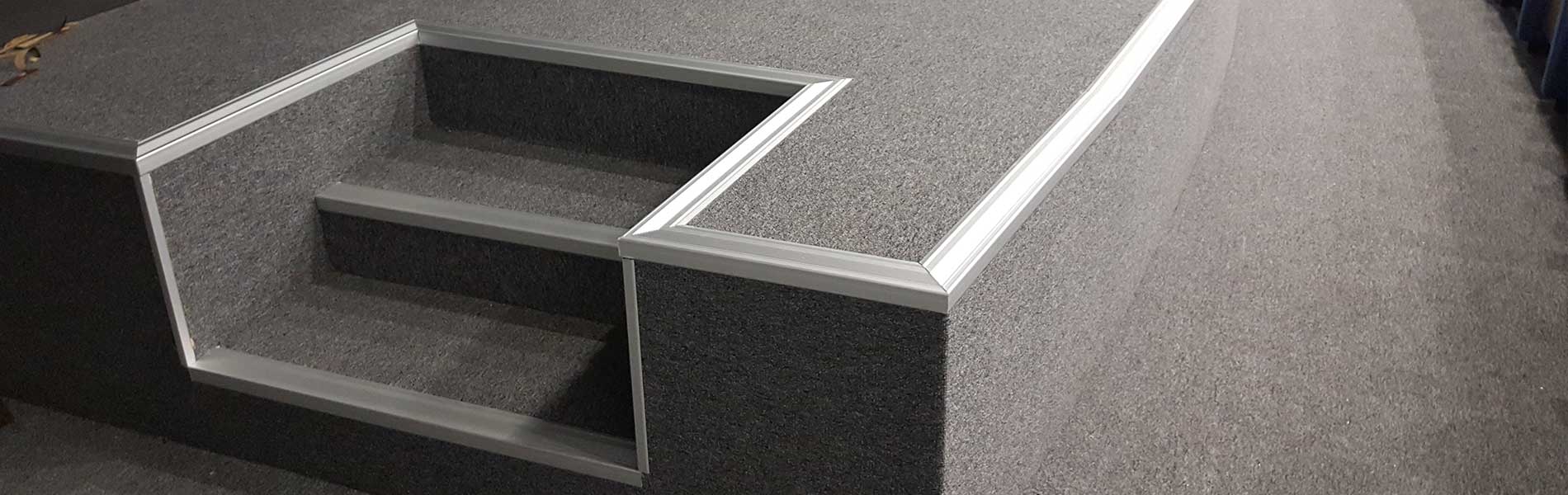 پروفیل دکوراتیو اجرا شده در پله